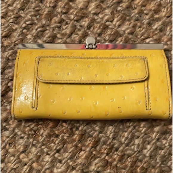 John Romaine Purse and Matching Wallet Yellow EUC - Picture 13 of 16